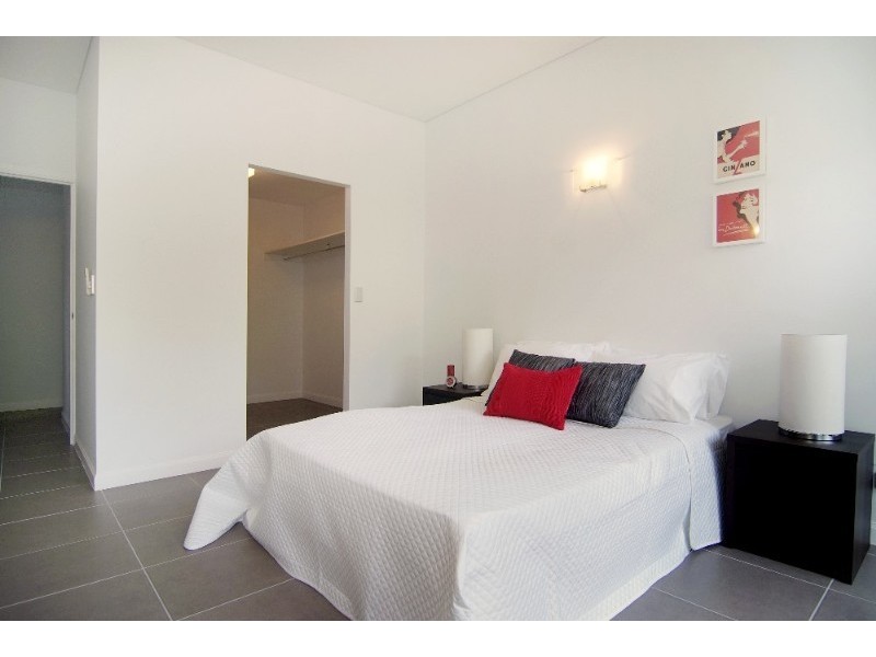 1/32 Moore Street, Trinity Beach QLD 4879