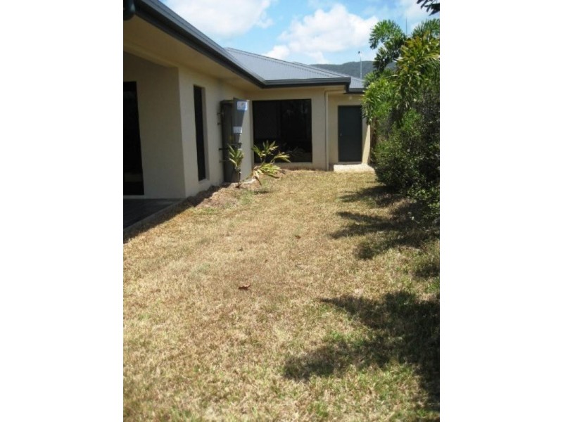 13 Mia Close, Kewarra Beach QLD 4879