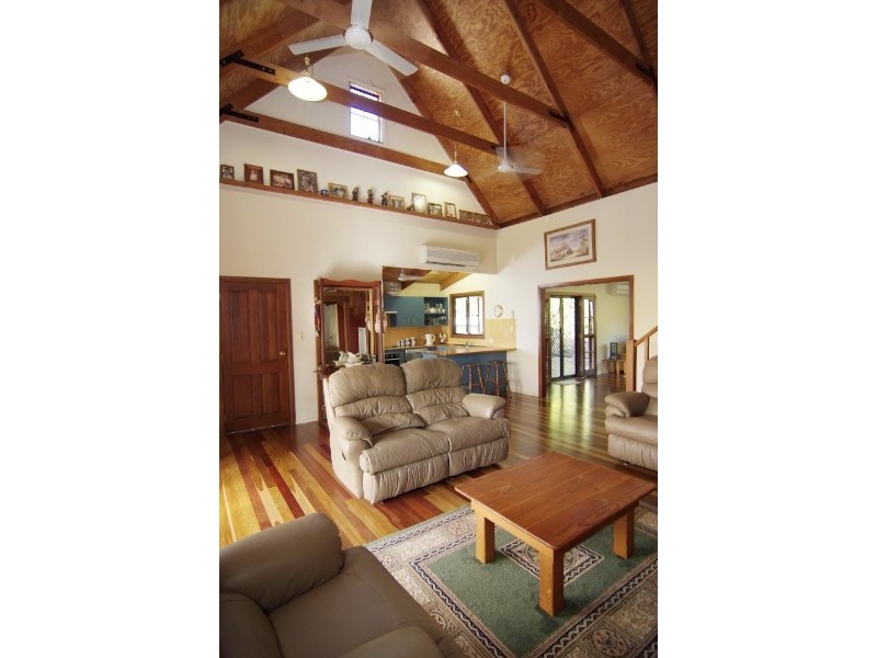 Kewarra Beach QLD 4879