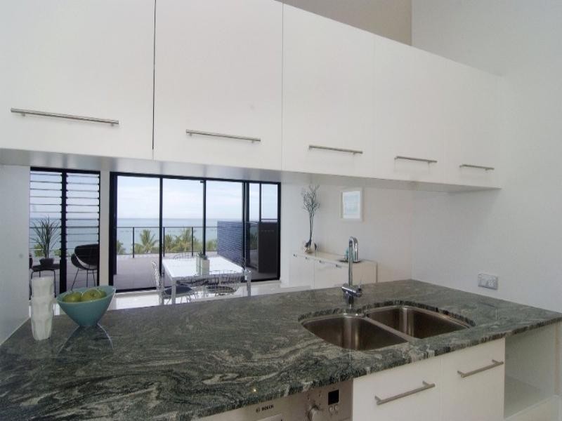 7/32 Moore Street, Trinity Beach QLD 4879