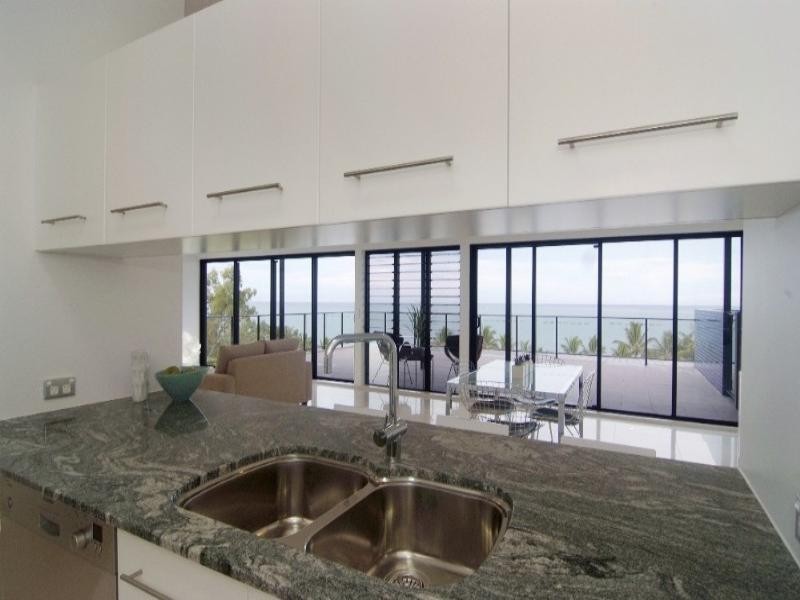 7/32 Moore Street, Trinity Beach QLD 4879