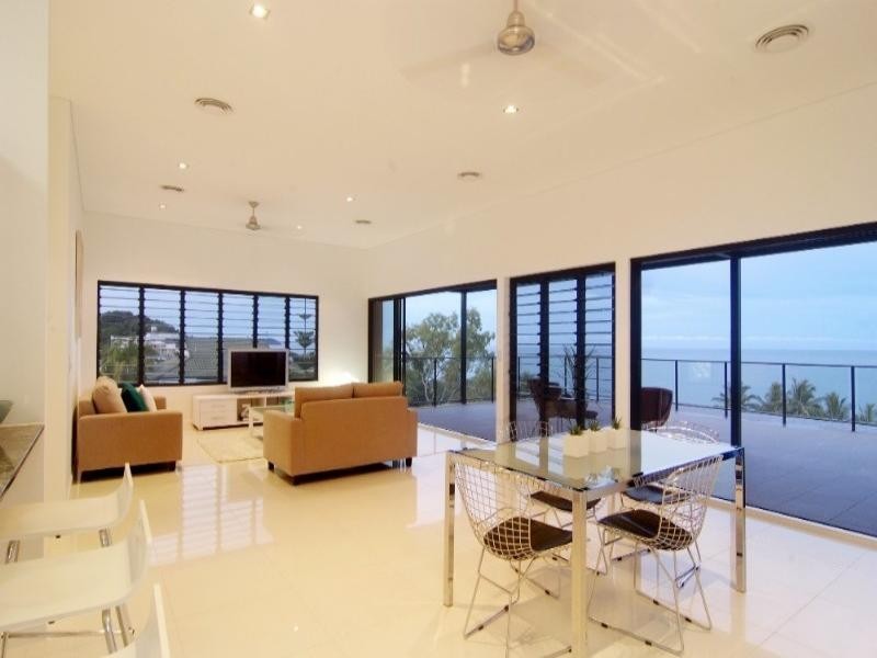 7/32 Moore Street, Trinity Beach QLD 4879