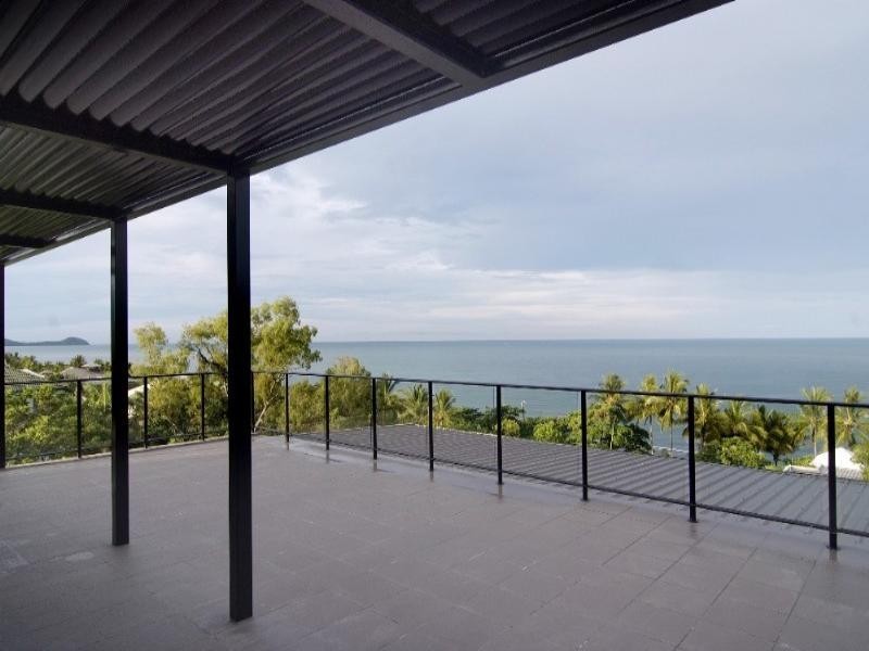 7/32 Moore Street, Trinity Beach QLD 4879