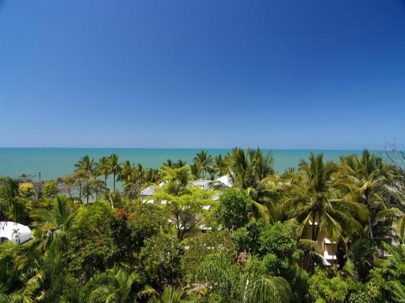 5/32 Moore Street, Trinity Beach QLD 4879