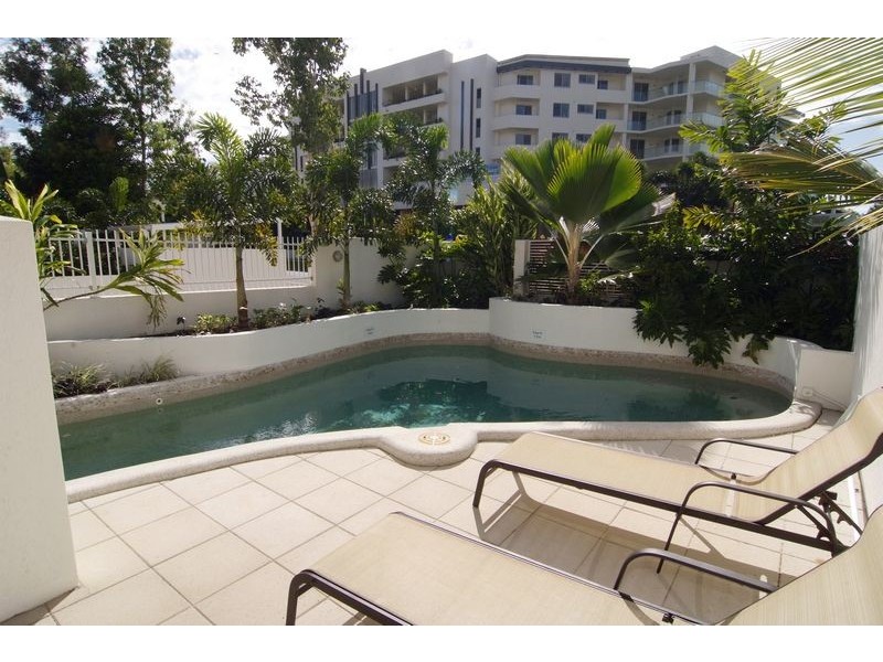 7/75 Moore Street, Trinity Beach QLD 4879