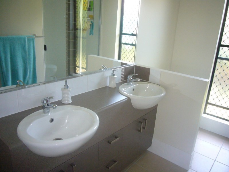 Clifton Beach QLD 4879