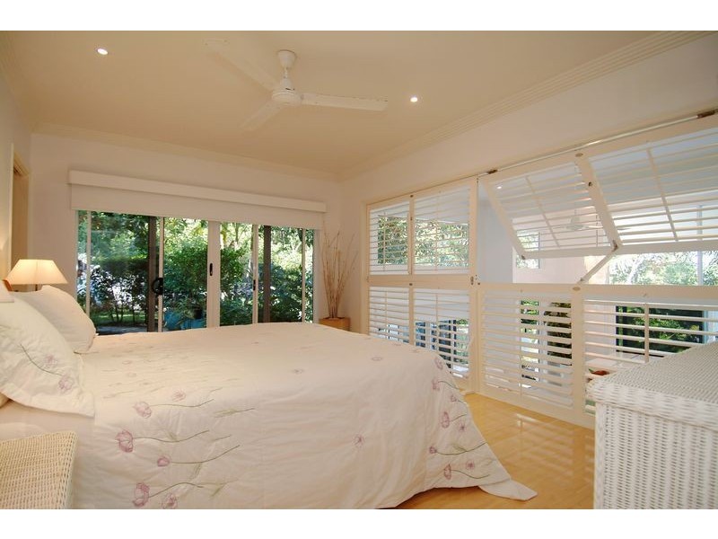 Trinity Beach QLD 4879