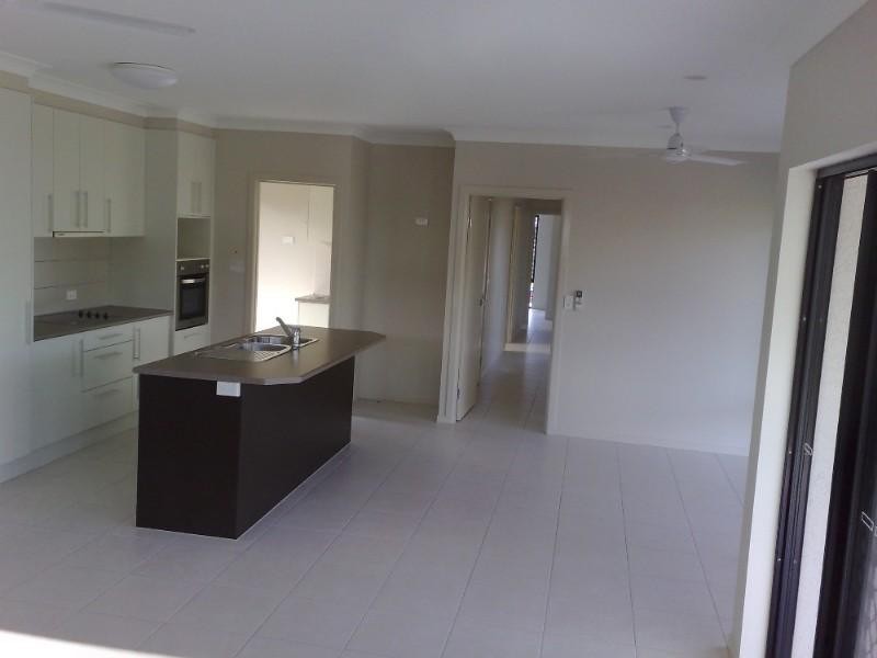 20 Seton Street, Trinity Park QLD 4879