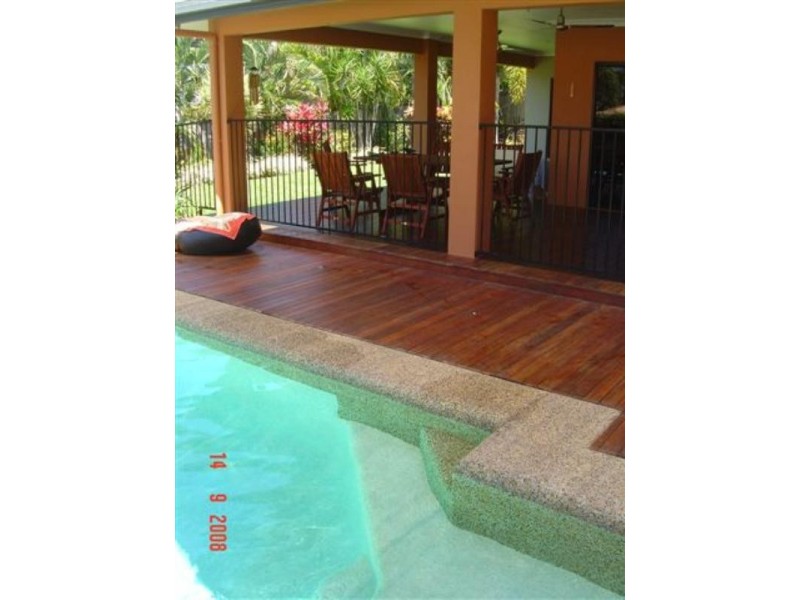 17 Macarthur Close, Palm Cove QLD 4879