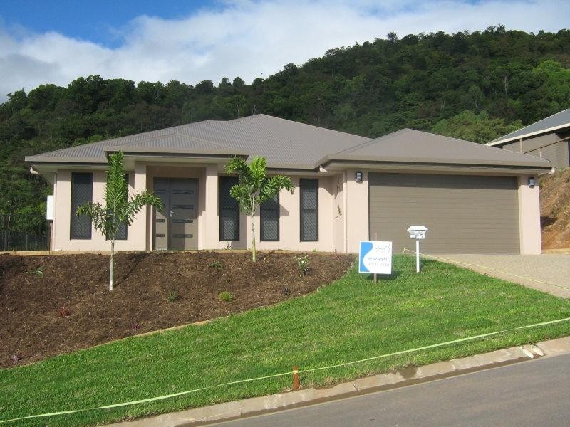 5 Buckinghamia Close, Redlynch QLD 4870
