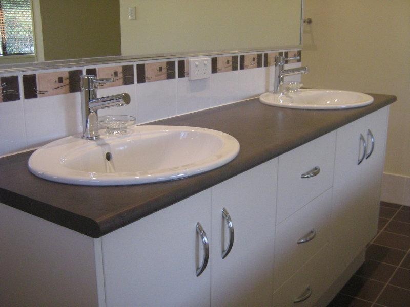 5 Buckinghamia Close, Redlynch QLD 4870