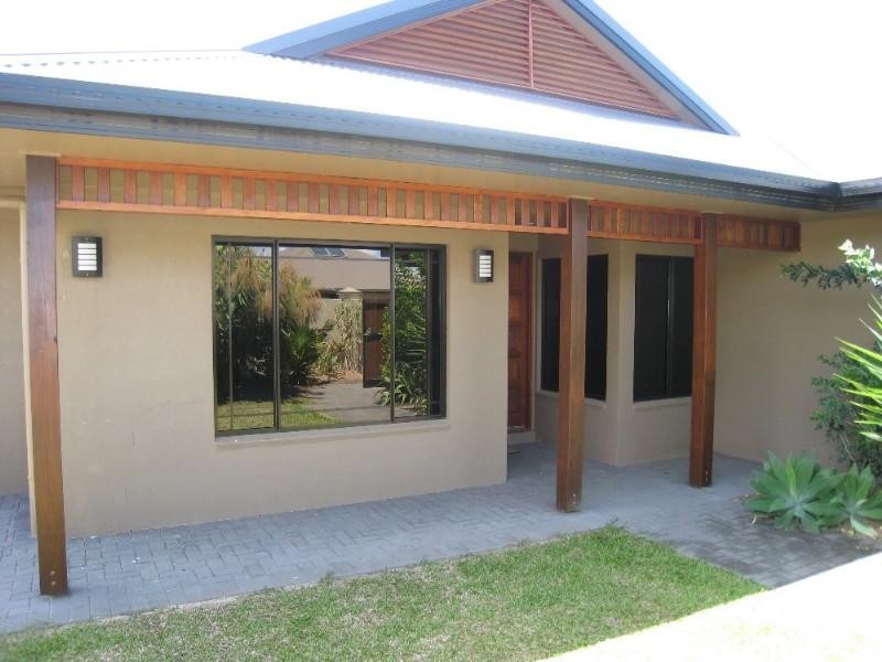 Kewarra Beach QLD 4879