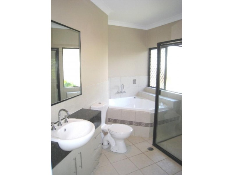 Kewarra Beach QLD 4879