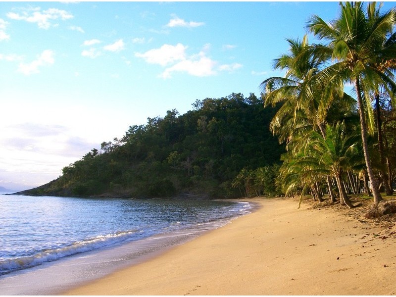 Trinity Beach QLD 4879