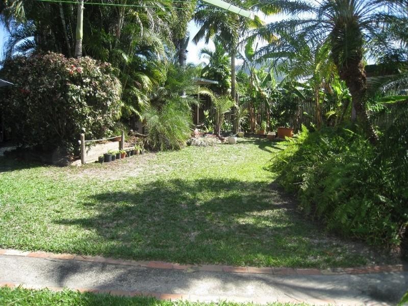 Kewarra Beach QLD 4879