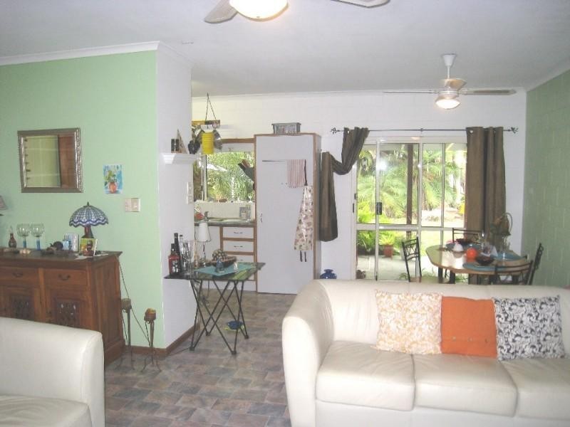 Kewarra Beach QLD 4879