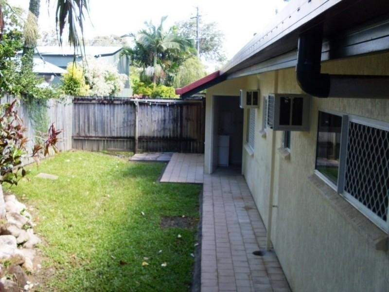1/9 Lae Street, Trinity Beach QLD 4879