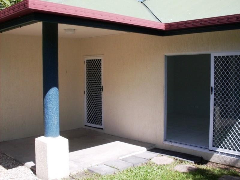 1/9 Lae Street, Trinity Beach QLD 4879