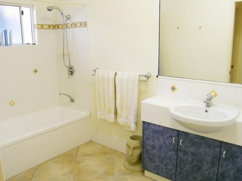 Clifton Beach QLD 4879