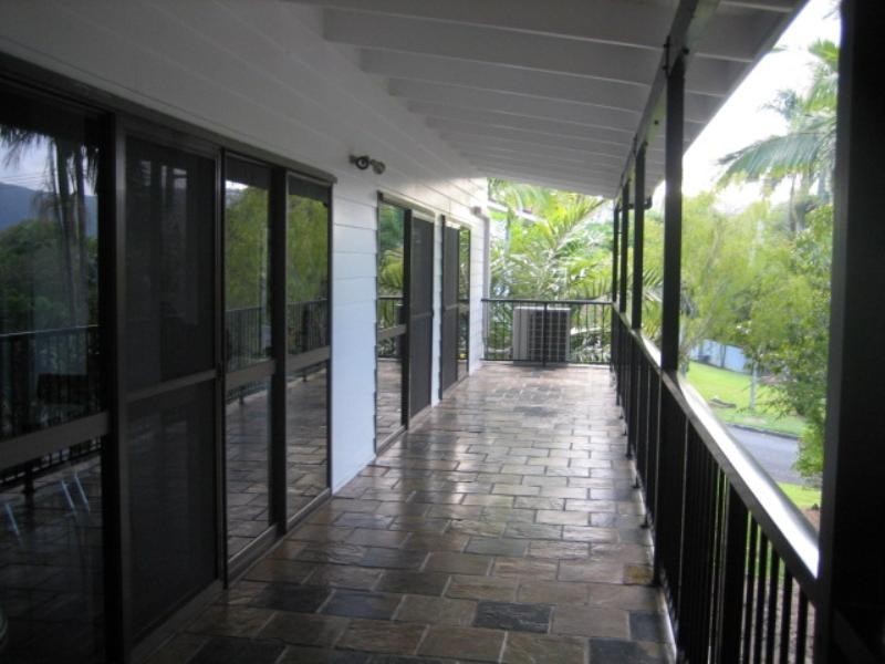 14 Trinidad Close, Trinity Beach QLD 4879