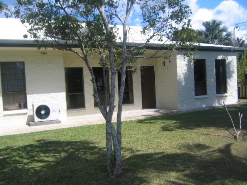 Trinity Beach QLD 4879
