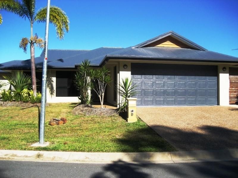 Clifton Beach QLD 4879