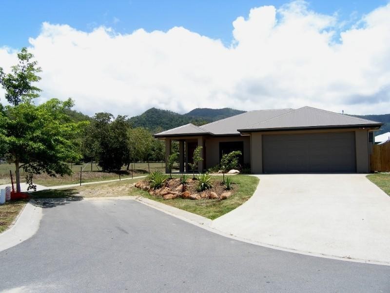 Kewarra Beach QLD 4879
