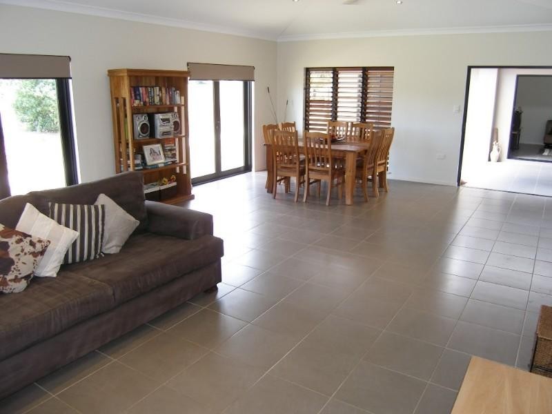 Kewarra Beach QLD 4879
