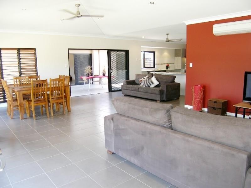 Kewarra Beach QLD 4879