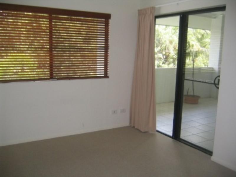 Trinity Beach QLD 4879