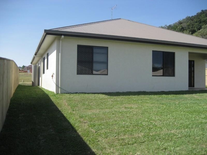 16 Port Close, Trinity Beach QLD 4879