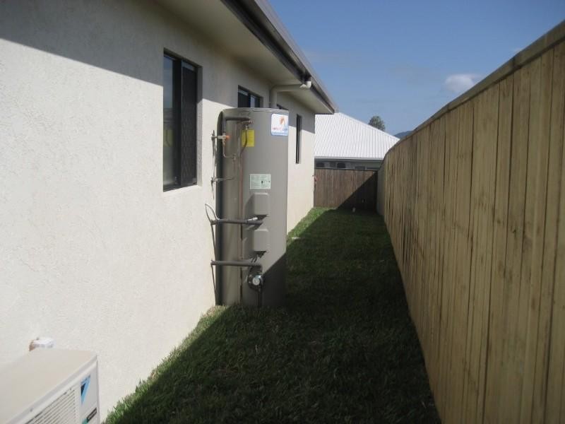 16 Port Close, Trinity Beach QLD 4879