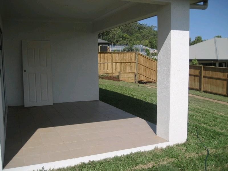 18 Port Close, Trinity Beach QLD 4879