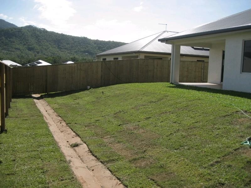 18 Port Close, Trinity Beach QLD 4879