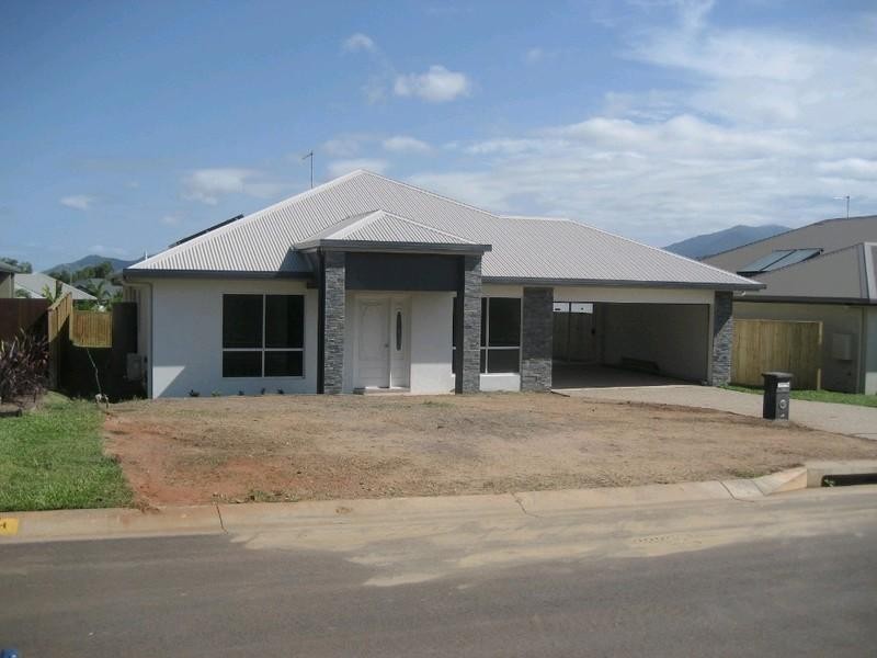 18 Port Close, Trinity Beach QLD 4879