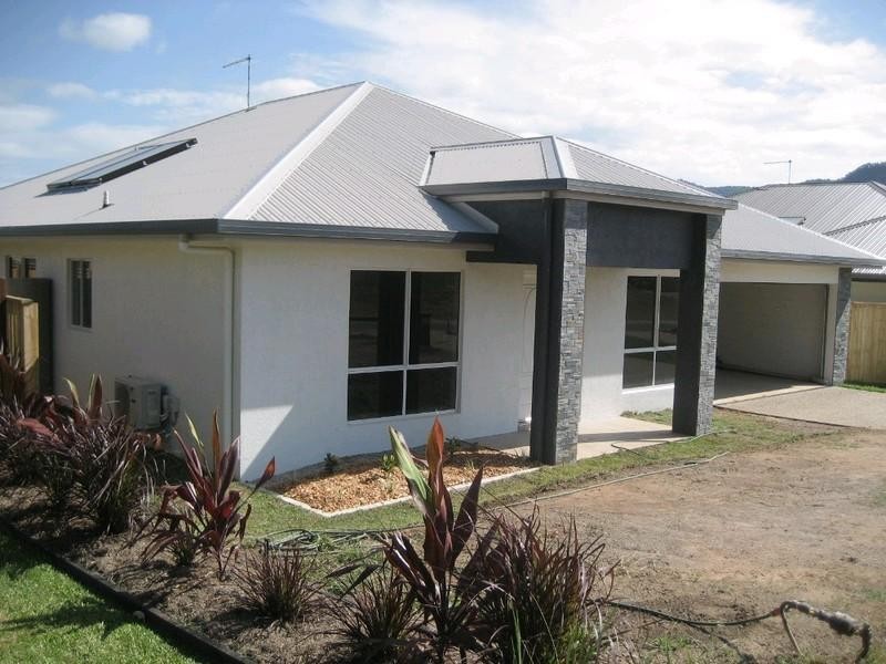 18 Port Close, Trinity Beach QLD 4879