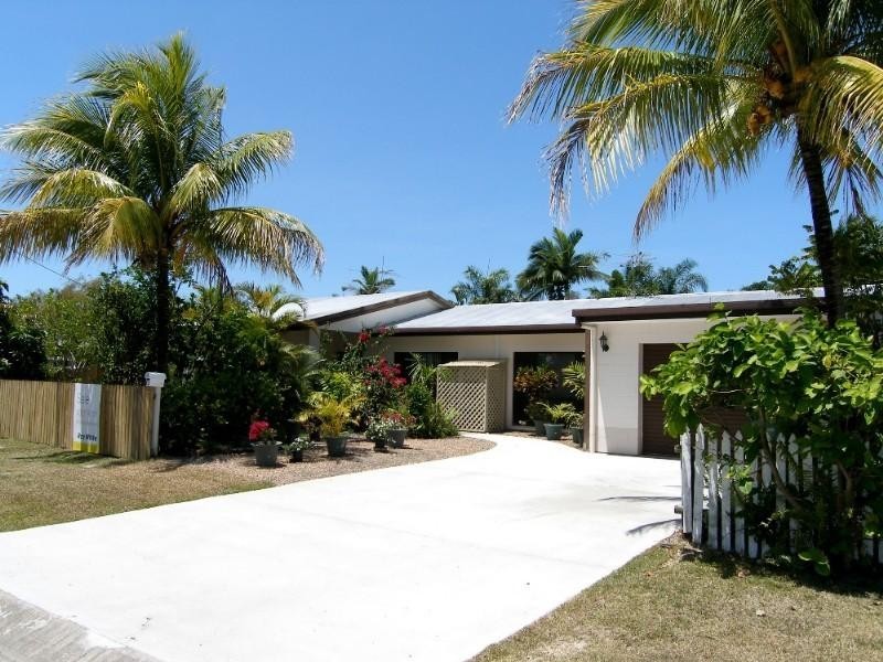 Kewarra Beach QLD 4879