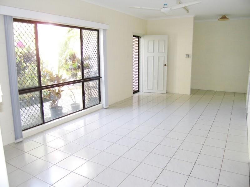 Kewarra Beach QLD 4879