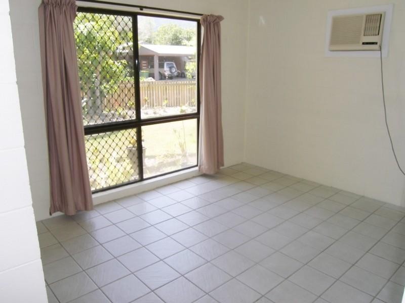 Kewarra Beach QLD 4879