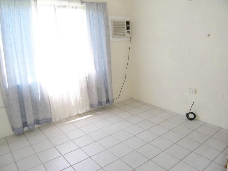 Kewarra Beach QLD 4879