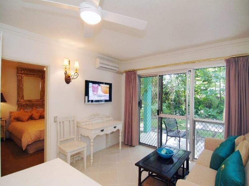 Trinity Beach QLD 4879