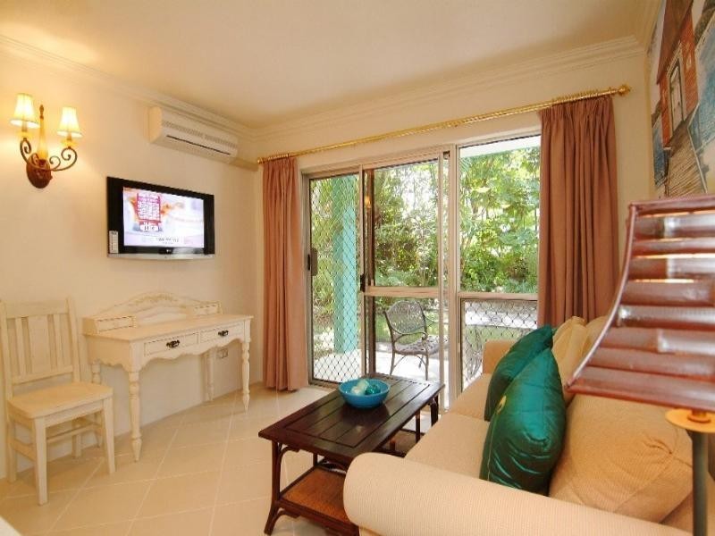 Trinity Beach QLD 4879