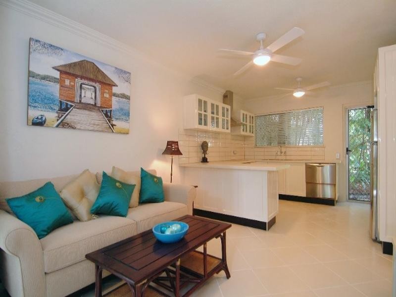 Trinity Beach QLD 4879