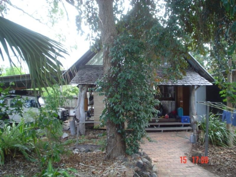 87 Marshall Street, Machans Beach QLD 4878