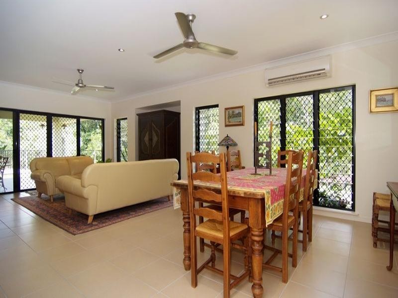 Kewarra Beach QLD 4879