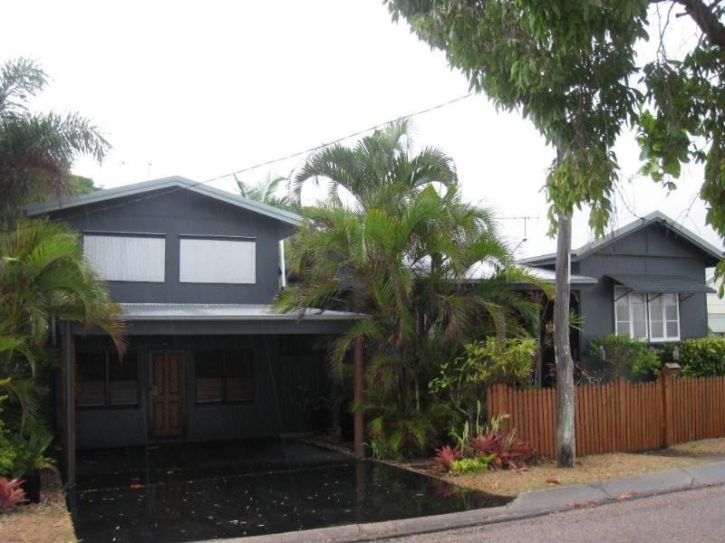 Machans Beach QLD 4878