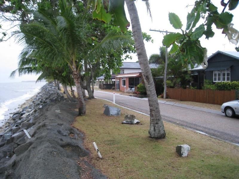 Machans Beach QLD 4878