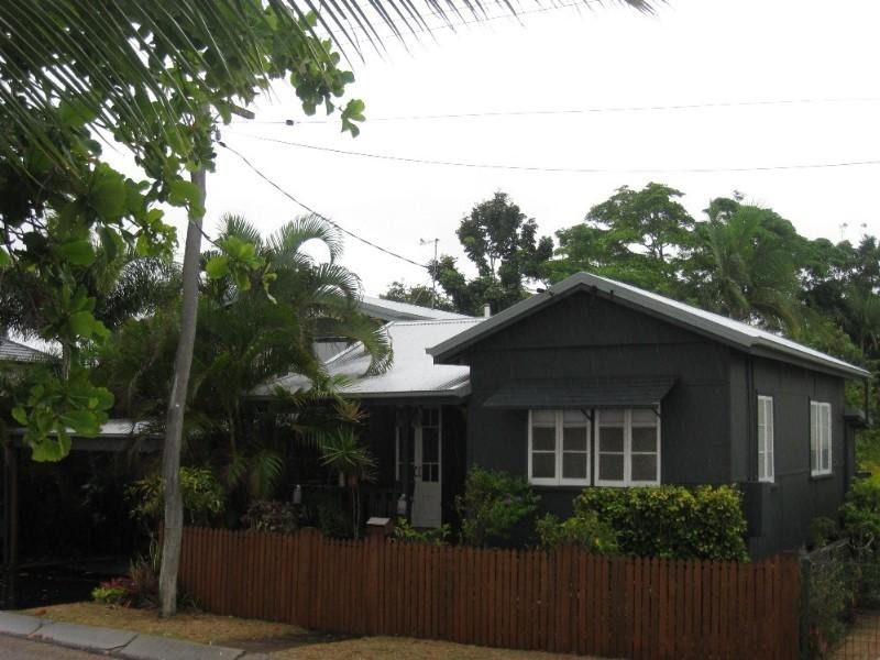 Machans Beach QLD 4878