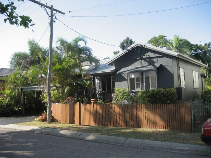 Machans Beach QLD 4878