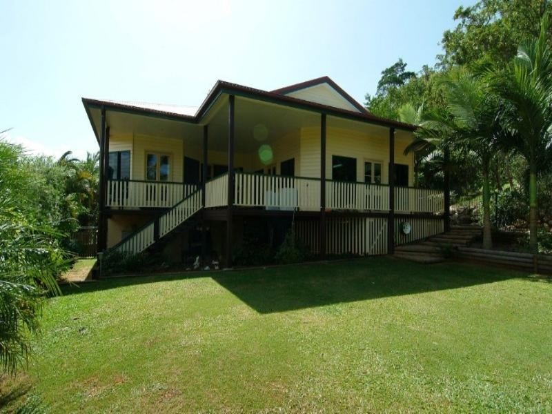 12 Crowsnest Terrace, Trinity Beach QLD 4879